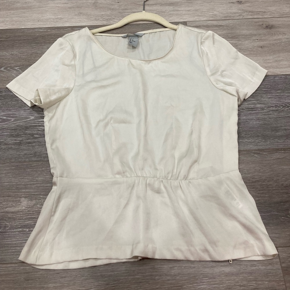 H&M White Elastic Waist Short Sleeve Top Size 6